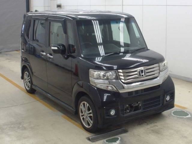 3050 HONDA N BOX JF1 2013 г. (NAA Osaka)